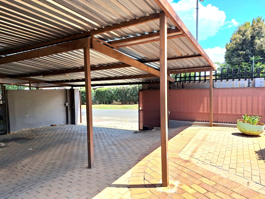 3 Bedroom Property for Sale in Sophiatown Gauteng