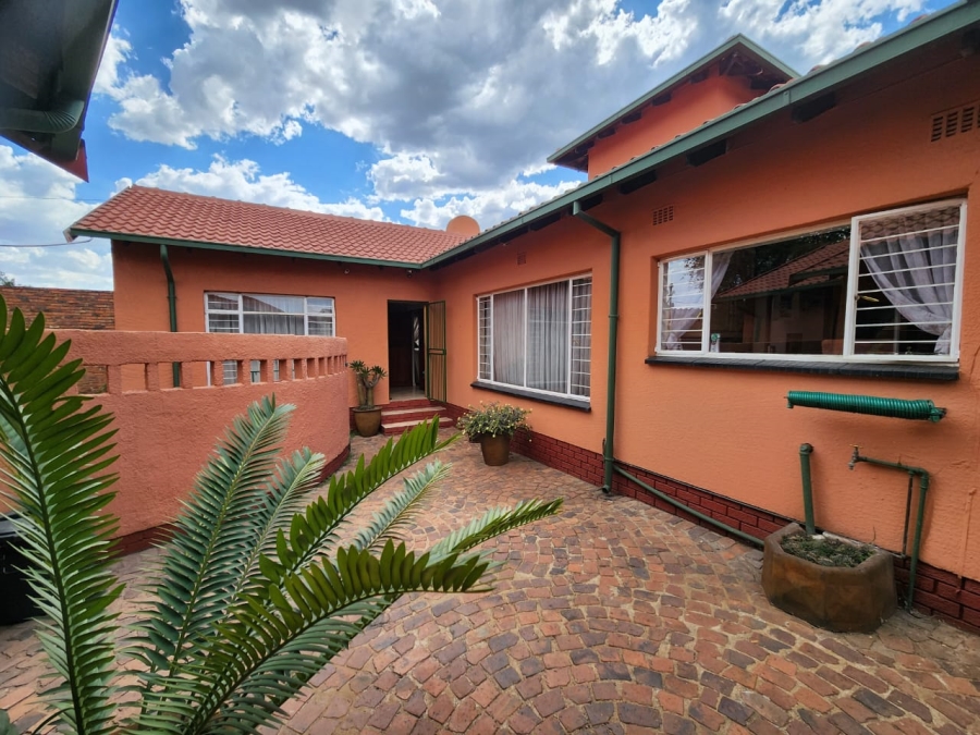 3 Bedroom Property for Sale in Dalpark Proper Gauteng