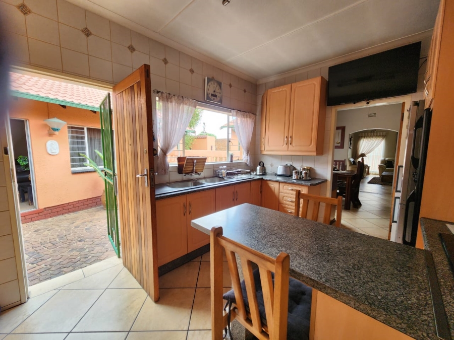 3 Bedroom Property for Sale in Dalpark Proper Gauteng