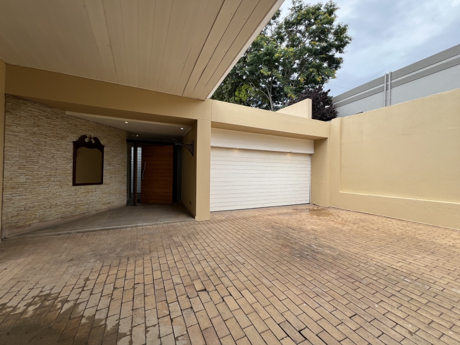 3 Bedroom Property for Sale in Carlswald North Estate Gauteng