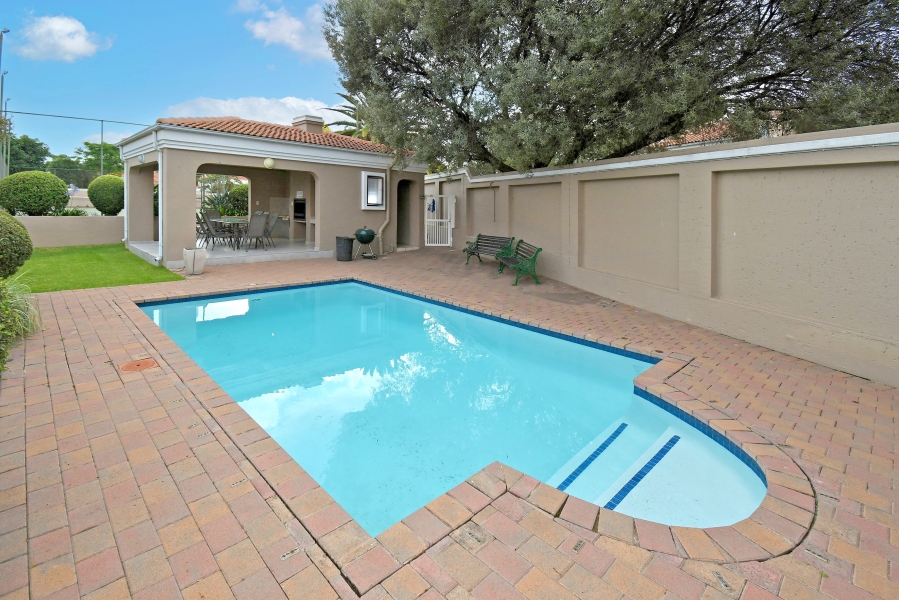 3 Bedroom Property for Sale in Lonehill Gauteng