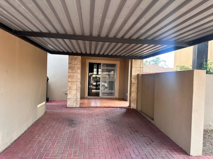 3 Bedroom Property for Sale in Annlin Gauteng