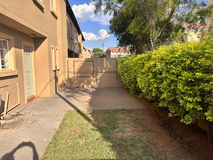 3 Bedroom Property for Sale in Annlin Gauteng