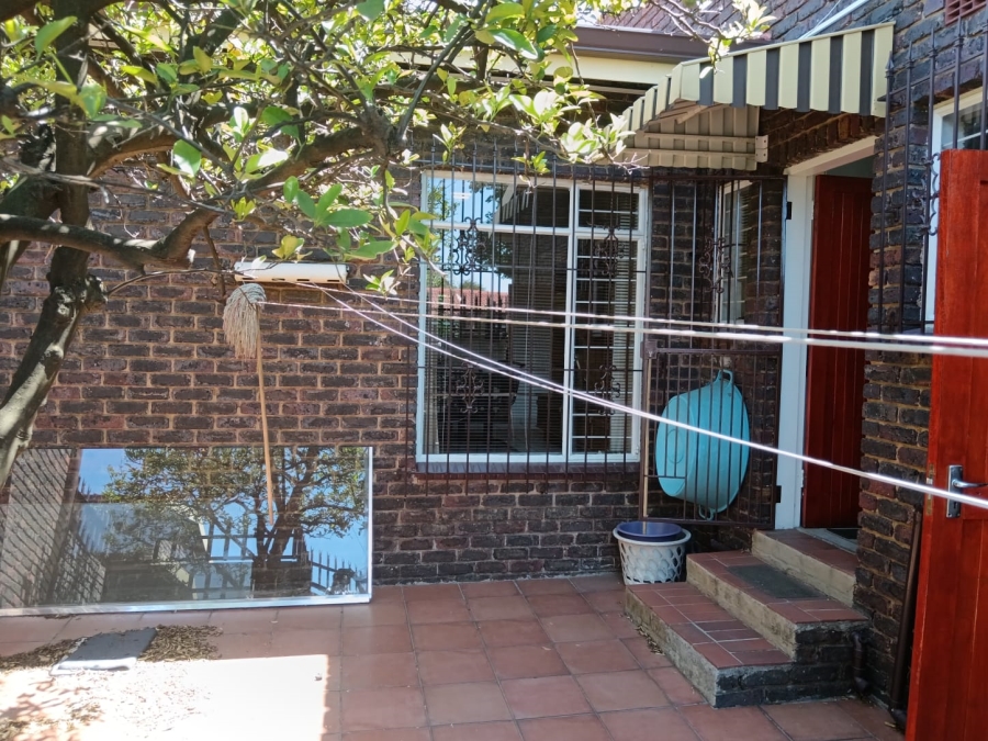 3 Bedroom Property for Sale in Brackenhurst Gauteng