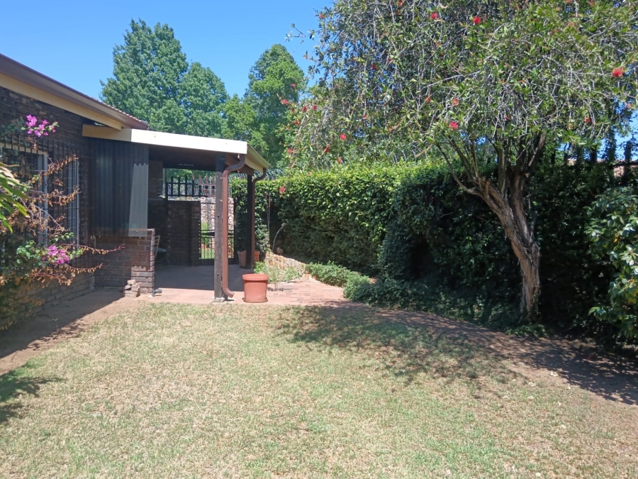 3 Bedroom Property for Sale in Brackenhurst Gauteng