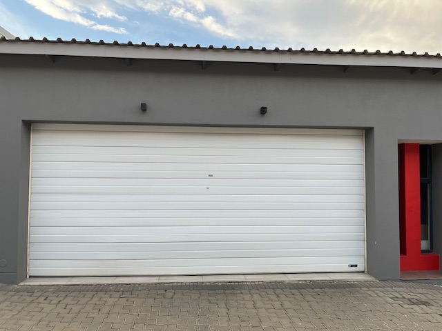 3 Bedroom Property for Sale in Edenvale Central Gauteng