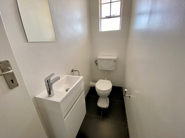 To Let 1 Bedroom Property for Rent in Killarney Gauteng