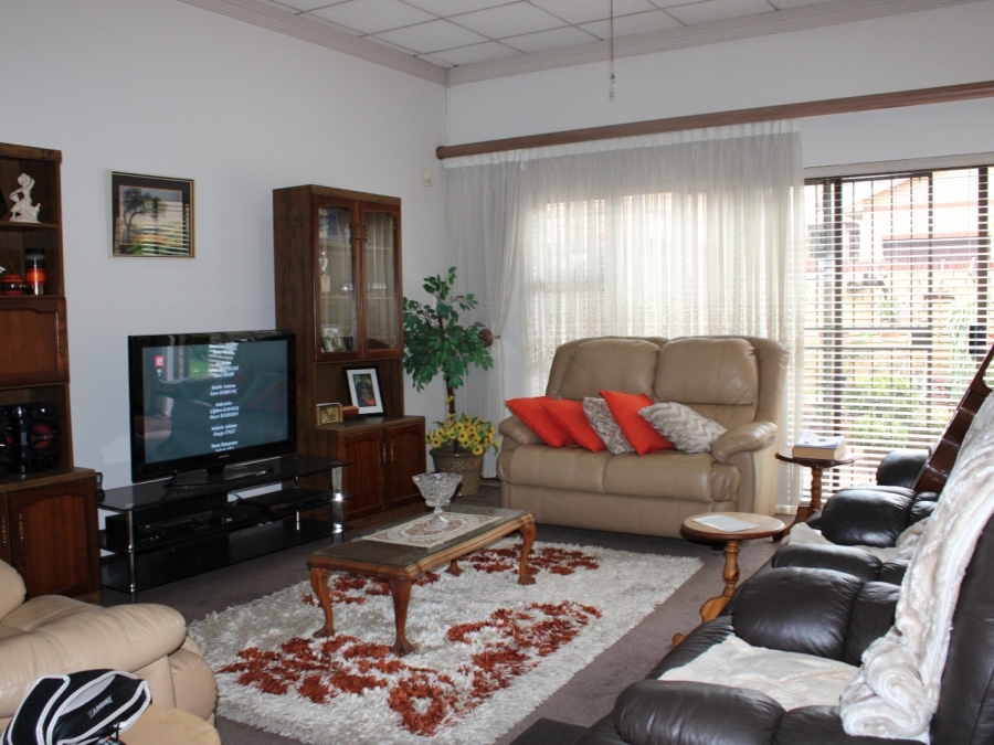 12 Bedroom Property for Sale in Westdene Gauteng