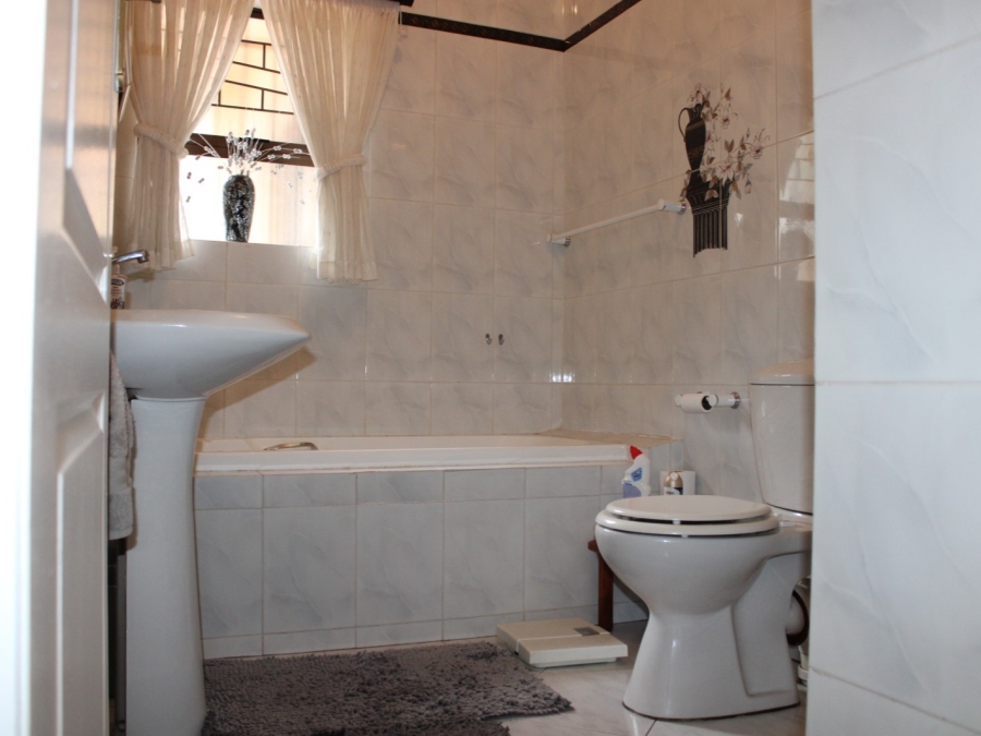 12 Bedroom Property for Sale in Westdene Gauteng