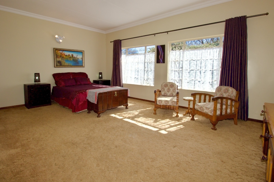 To Let 4 Bedroom Property for Rent in Lyttelton Manor Gauteng