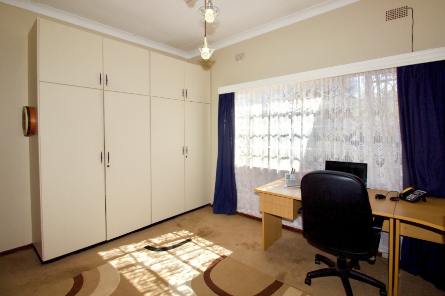 To Let 4 Bedroom Property for Rent in Lyttelton Manor Gauteng