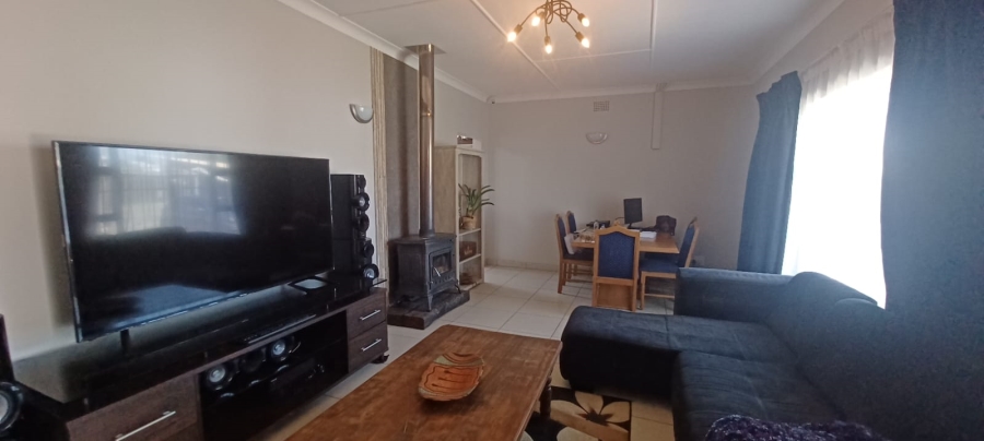 3 Bedroom Property for Sale in Homestead Gauteng