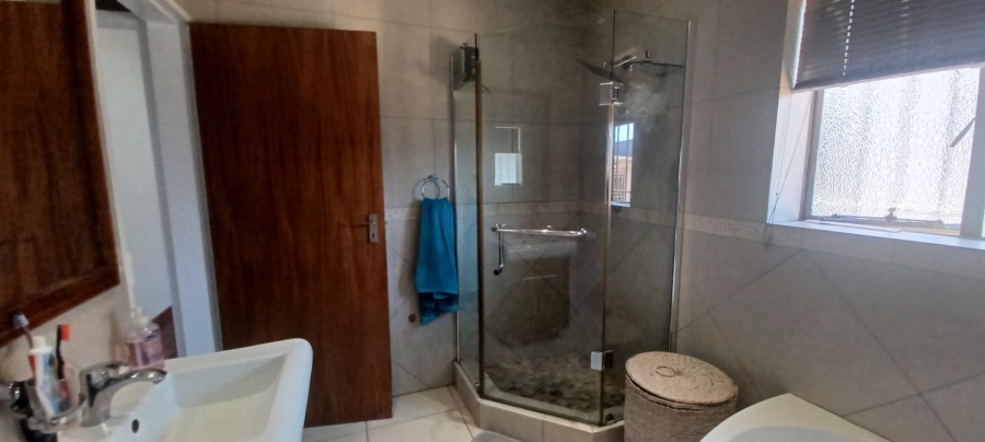 3 Bedroom Property for Sale in Homestead Gauteng