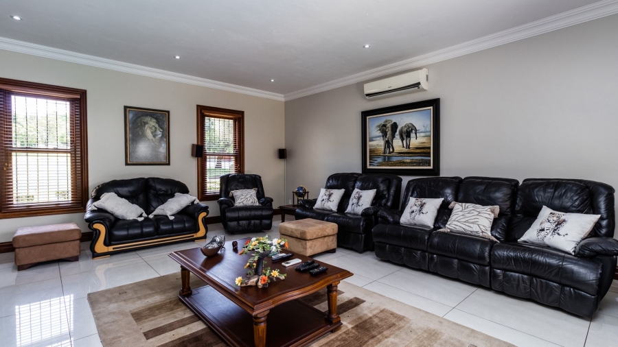 6 Bedroom Property for Sale in Faerie Glen Gauteng