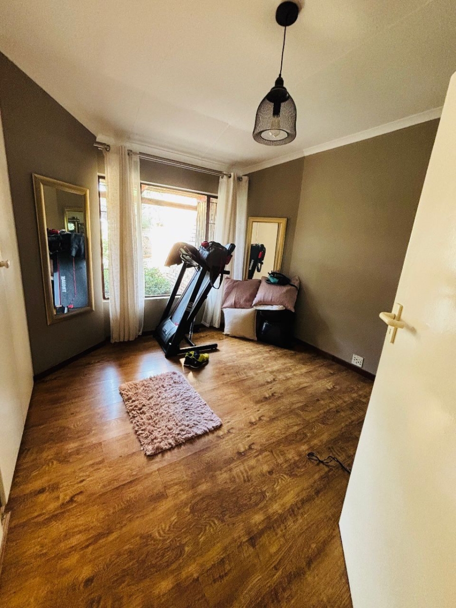 To Let 2 Bedroom Property for Rent in Pretorius Park Gauteng