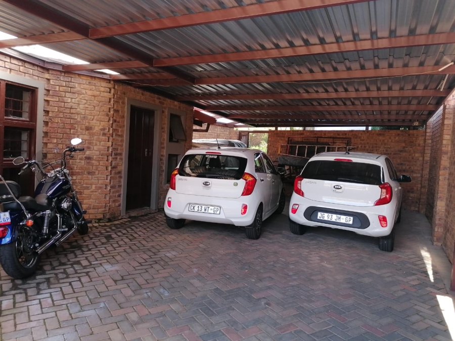 To Let 2 Bedroom Property for Rent in Pretorius Park Gauteng