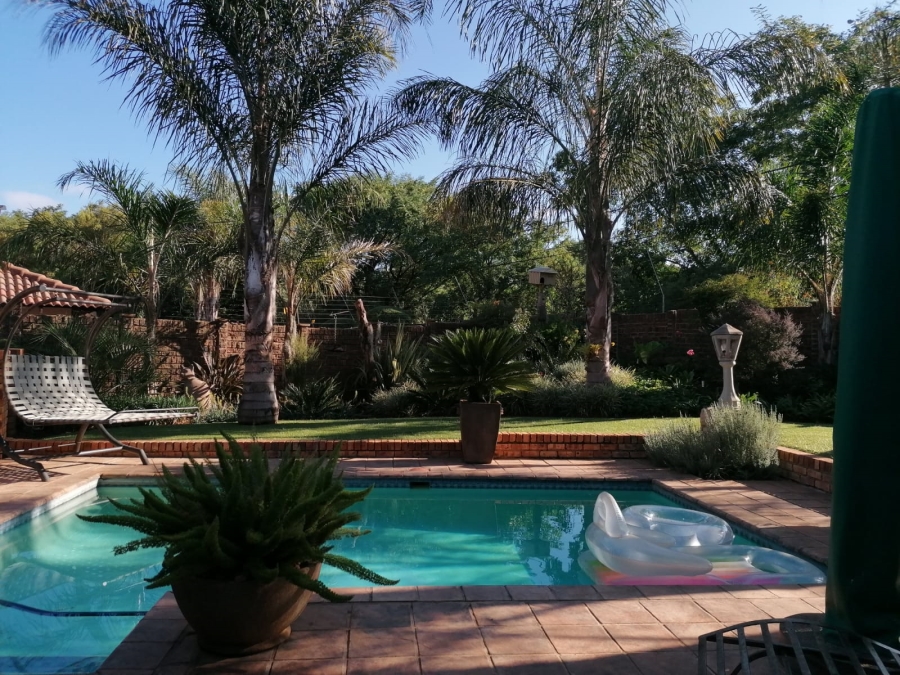 To Let 2 Bedroom Property for Rent in Pretorius Park Gauteng