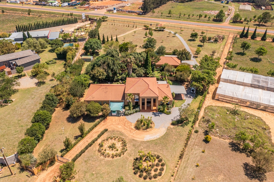 9 Bedroom Property for Sale in Grootfontein Country Estate Gauteng