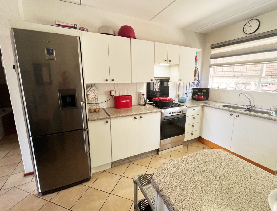 To Let 2 Bedroom Property for Rent in Bergbron Gauteng