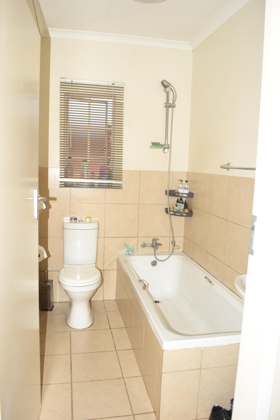 2 Bedroom Property for Sale in The Orchards Gauteng