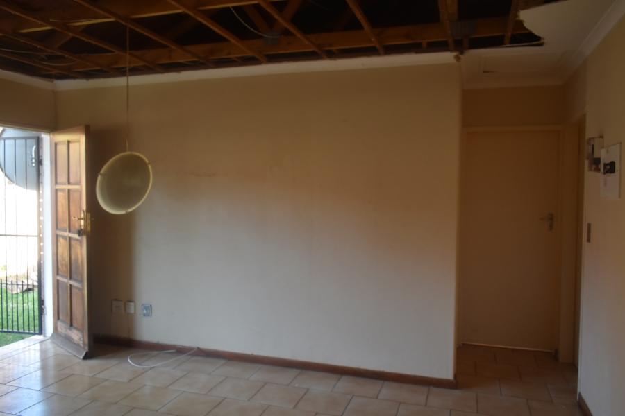 2 Bedroom Property for Sale in The Orchards Gauteng