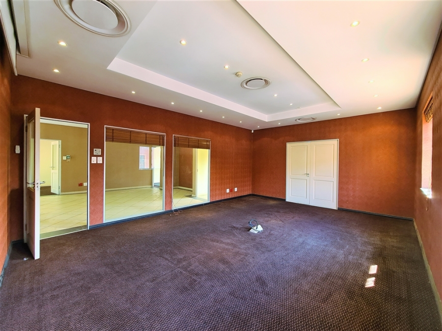 To Let commercial Property for Rent in Fourways Gauteng