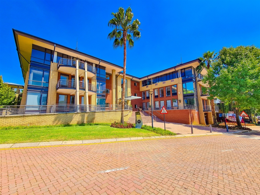 To Let commercial Property for Rent in Constantia Kloof Gauteng