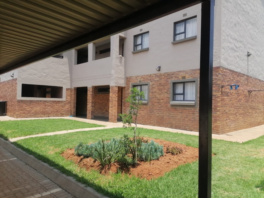 2 Bedroom Property for Sale in Kenleaf Gauteng