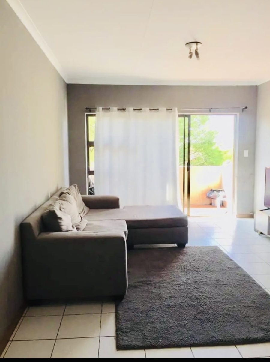 2 Bedroom Property for Sale in Buccleuch Gauteng