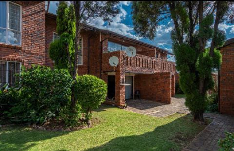 2 Bedroom Property for Sale in Bassonia Gauteng