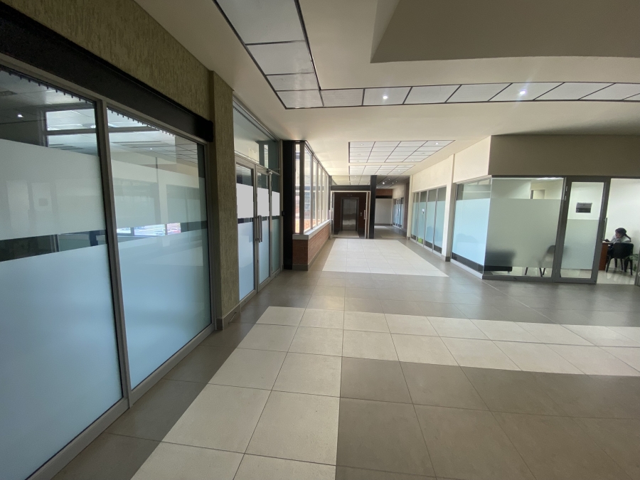 To Let commercial Property for Rent in North Riding Gauteng