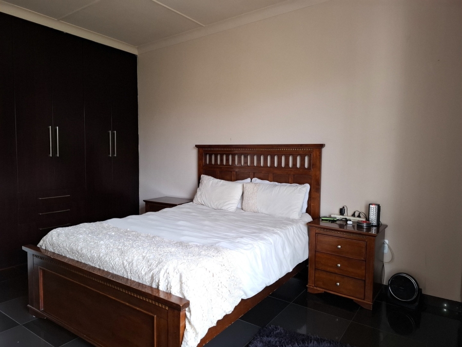 2 Bedroom Property for Sale in Benoni Central Gauteng