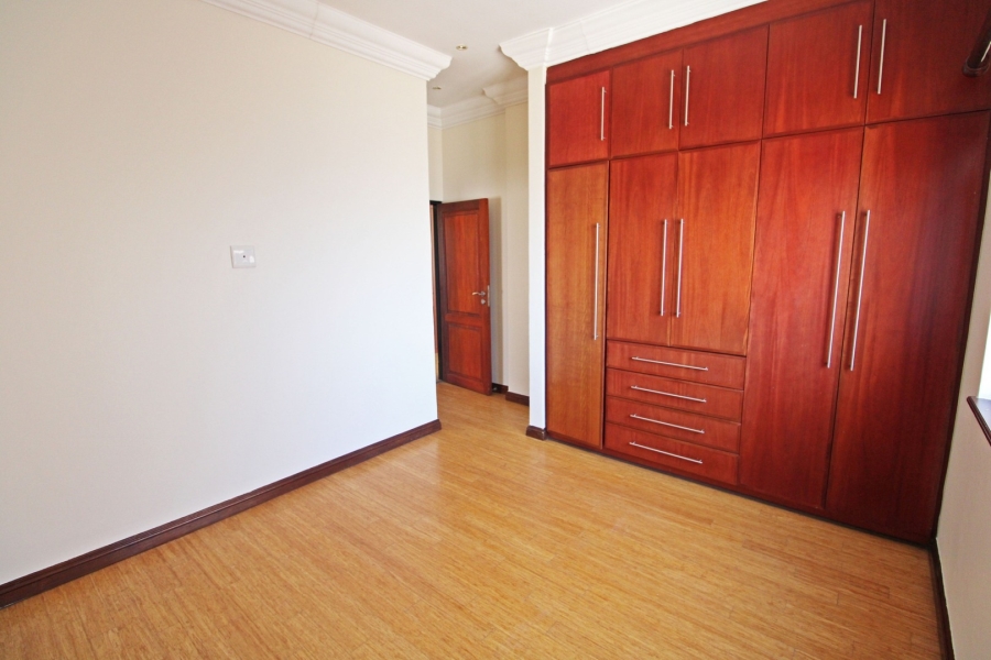 To Let 4 Bedroom Property for Rent in Bryanston Gauteng