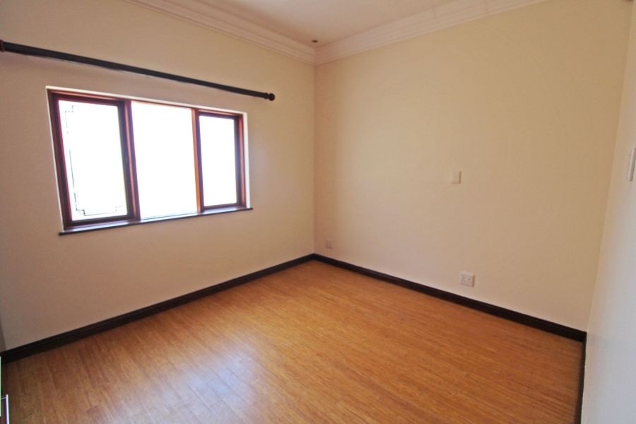 To Let 4 Bedroom Property for Rent in Bryanston Gauteng