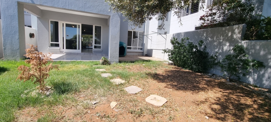 2 Bedroom Property for Sale in Broadacres Gauteng