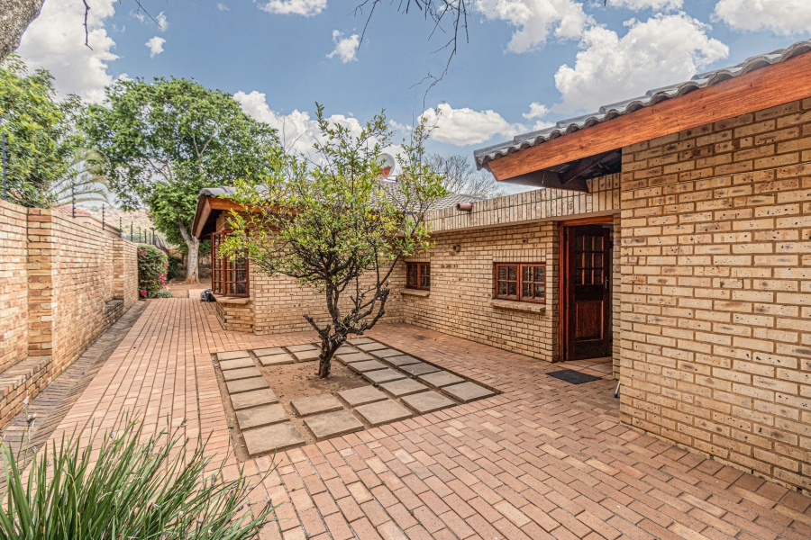 3 Bedroom Property for Sale in Poortview Gauteng