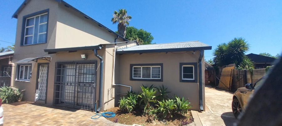 4 Bedroom Property for Sale in Rietfontein Gauteng