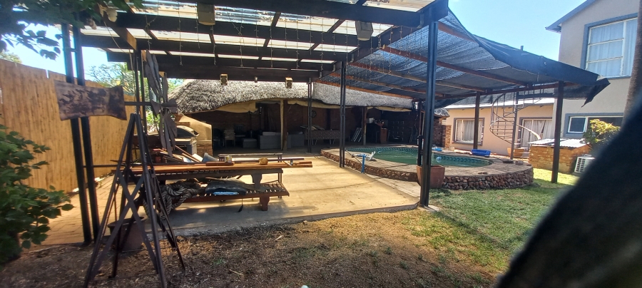 4 Bedroom Property for Sale in Rietfontein Gauteng