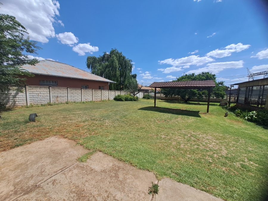 3 Bedroom Property for Sale in Rothdene Gauteng