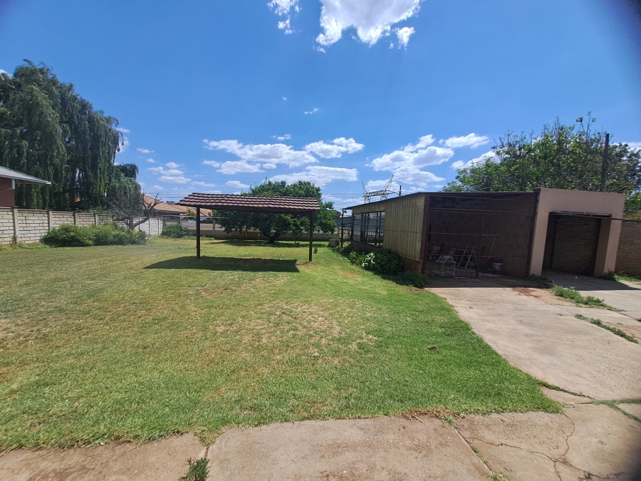 3 Bedroom Property for Sale in Rothdene Gauteng