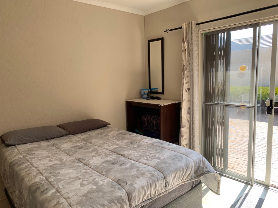 3 Bedroom Property for Sale in Faerie Glen Gauteng