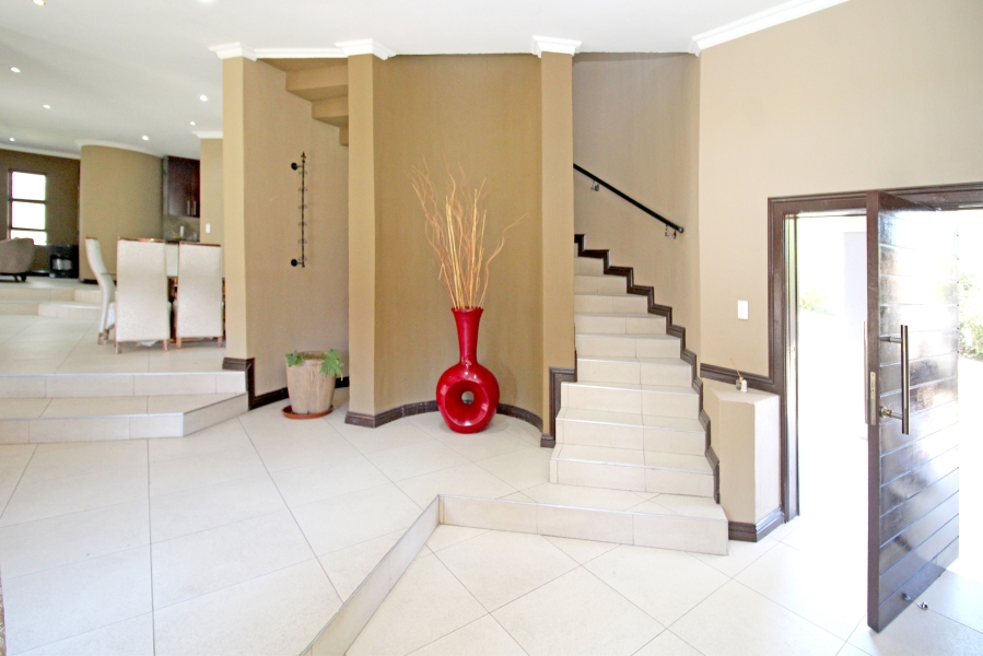 4 Bedroom Property for Sale in Kyalami Hills Gauteng