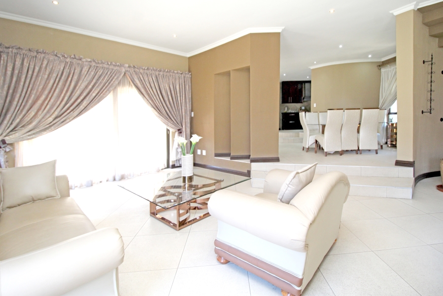 4 Bedroom Property for Sale in Kyalami Hills Gauteng