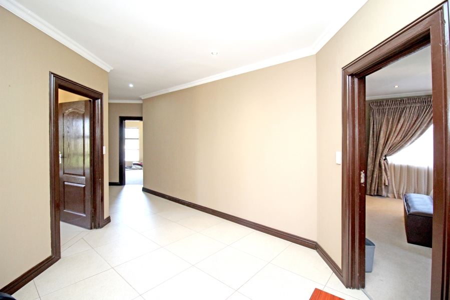 4 Bedroom Property for Sale in Kyalami Hills Gauteng