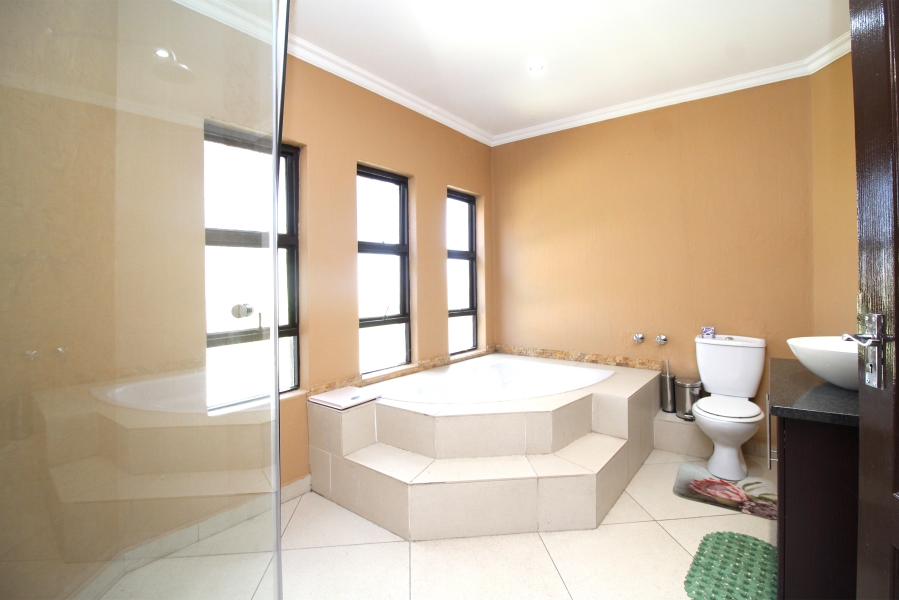 4 Bedroom Property for Sale in Kyalami Hills Gauteng