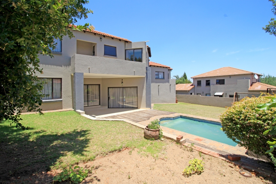 4 Bedroom Property for Sale in Kyalami Hills Gauteng