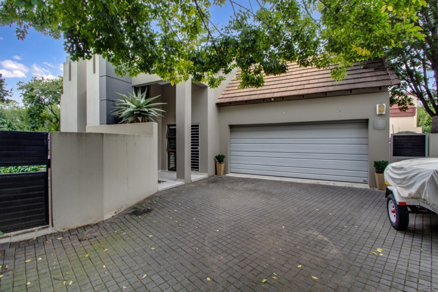 3 Bedroom Property for Sale in Fourways Gauteng