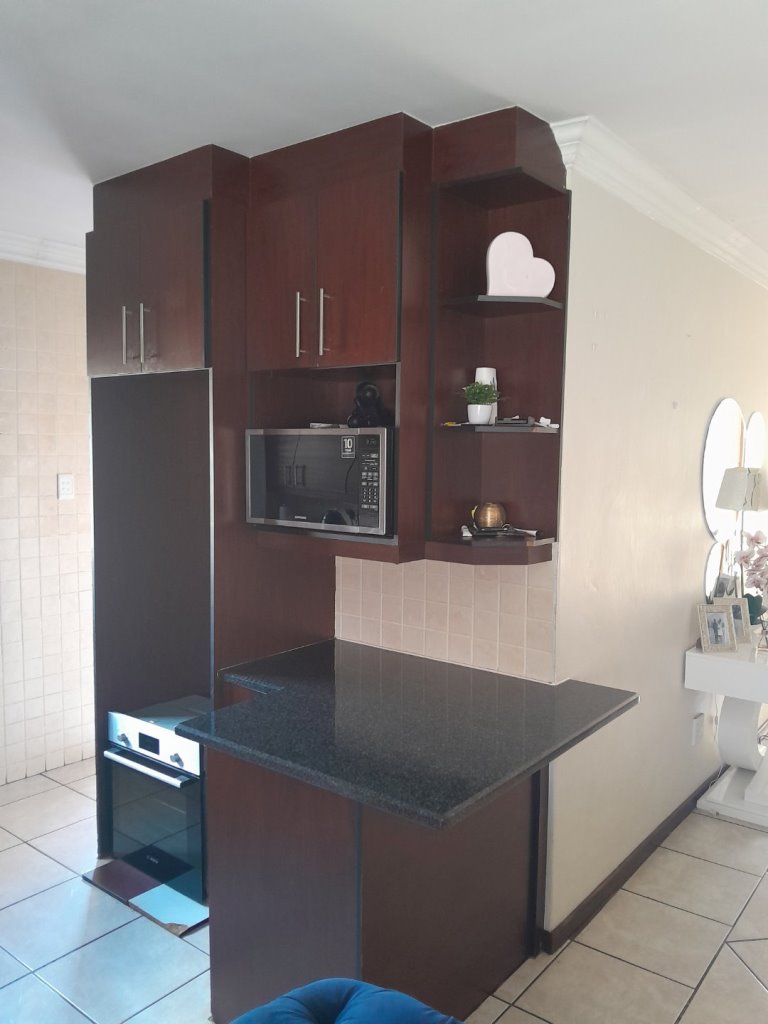 3 Bedroom Property for Sale in Heatherview Gauteng