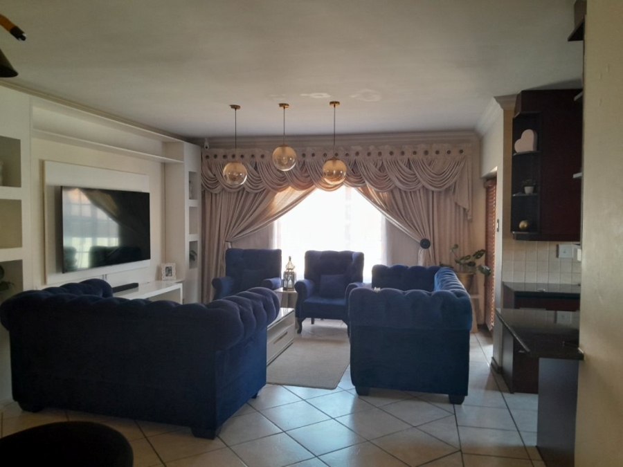 3 Bedroom Property for Sale in Heatherview Gauteng