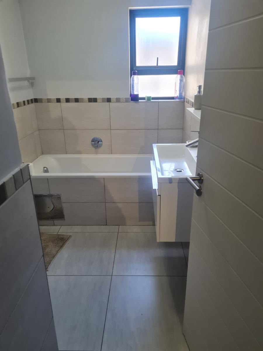 2 Bedroom Property for Sale in Eden Glen Gauteng